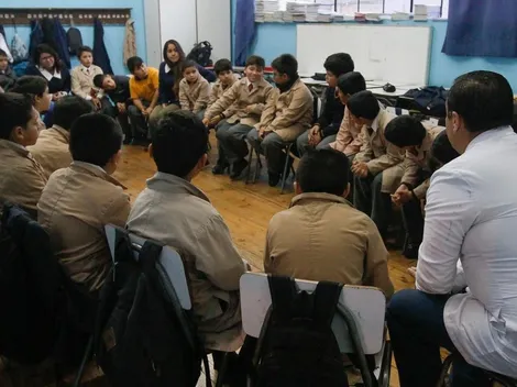 ¿Existen empleos para profesor(a)? Consulta AQUÍ los disponibles