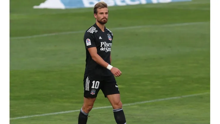 Santos no seguiría en Macul.