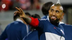 Arturo Vidal habló escuetamente de su futuro y la opción de Boca.