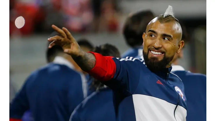 Arturo Vidal habló escuetamente de su futuro y la opción de Boca.