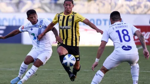 El primer partido se jugará en el Estadio Ester Roa de Concepción