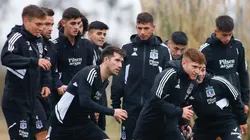 Colo Colo continúa con sus trabajos en Argentina.