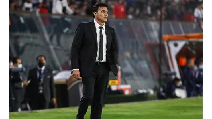 Quinteros tiene la película clara en qué puestos reforzar a Colo Colo.