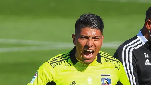 El portero se encuentra en Argentina junto al plantel colocolino