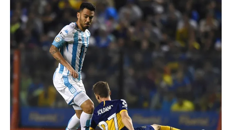 Los hinchas de Racing Club lloran la partida de Nery Domínguez
