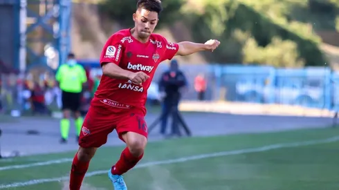 Alexander Aravena se muere por llegar a La Roja adulta.