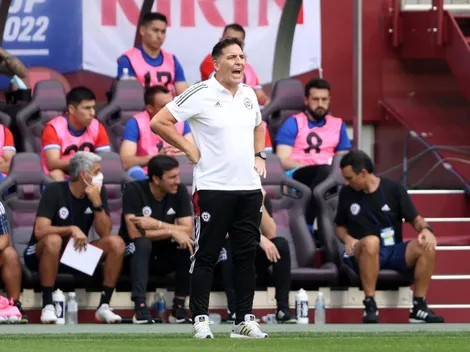 Berizzo sorprende a los hinchas con viralizada imagen cantando el himno