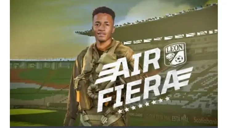 Byron Castillo oficialmente nuevo jugador del León