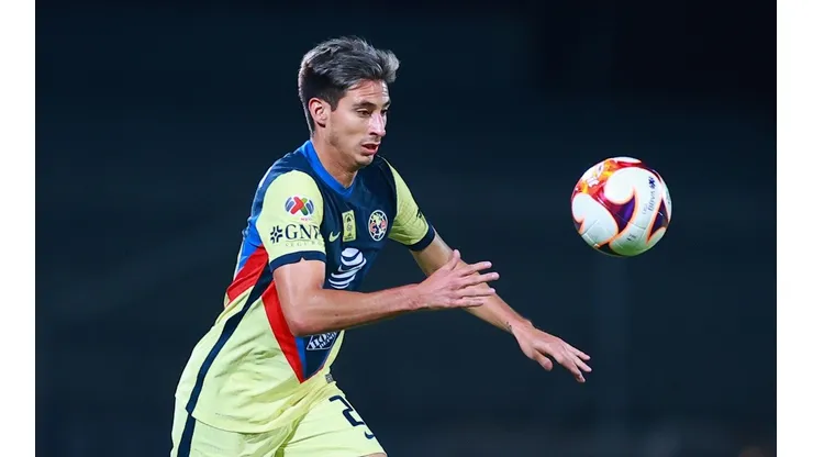 Mauro Laínez es posibilidad en Colo Colo si se va Christian Santos.
