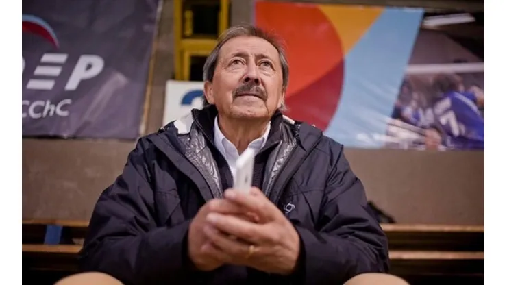 Pollo Véliz se lanzó con todo contra la FIFA.