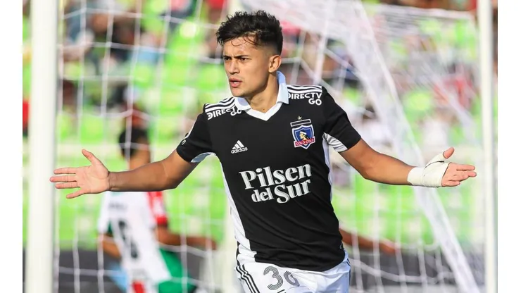 La estadía de Pablo Solari en Colo Colo se podría complicar por oferta del América de México.