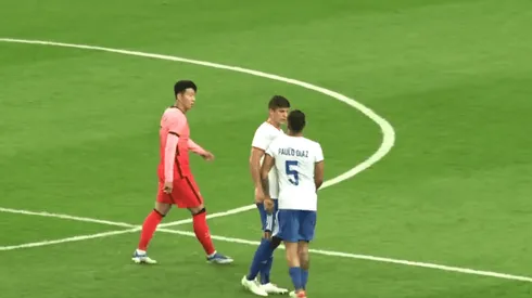 Son evita pelea entre Díaz y Kuscevic en derrota de Chile.