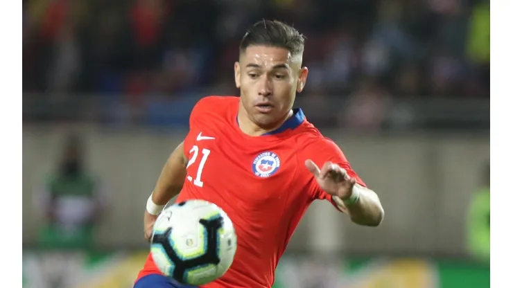 Óscar Opazo cuenta con experiencia defendiendo a la Roja.