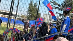 No juegan solas: Hinchas de la U repletan el CDA para el Superclásico Femenino.