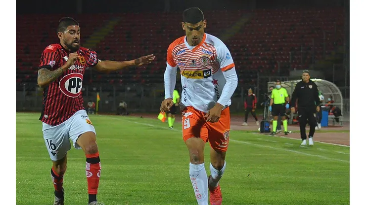 Escalante abre su vida fuera del fútbol profesional con Cobreloa.