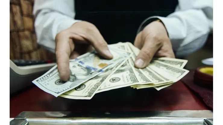 El dólar tuvo su valor más bajo del mes de mayo