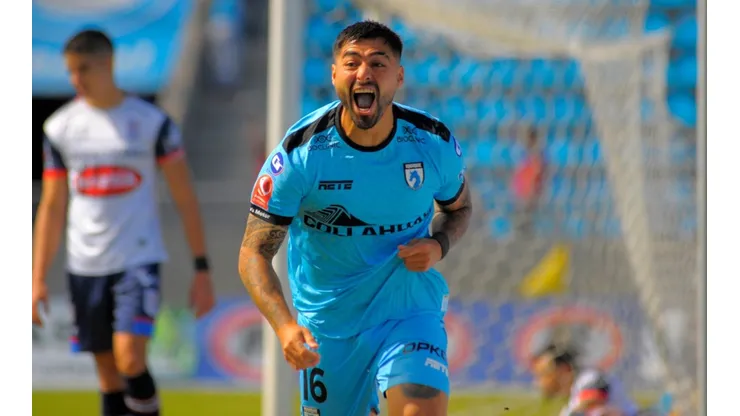 Iquique quiere dar pelea en la búsqueda del ascenso goleando a Melipilla.