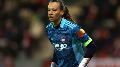 Endler grita bicampeón en Francia con el Olympique de Lyon.