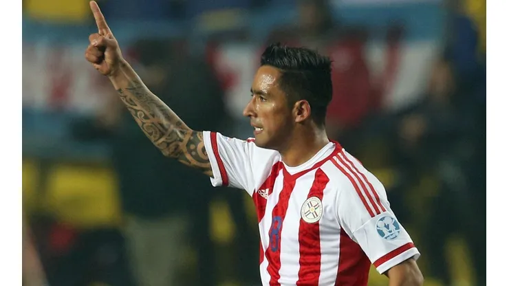 Lucas Barrios tiene muchas referencias de Berizzo por su paso en Paraguay.