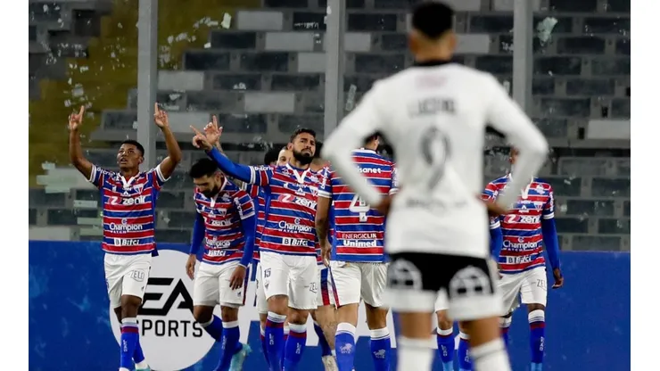 Colo Colo pierde ante Fortaleza y es eliminado de la Copa Libertadores
