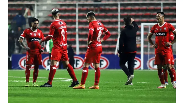 La Calera sufre con el coronavirus de su DT a horas del partido de Sudamericana.
