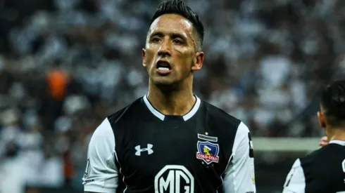 Lucas Barrios estuvo en el último Colo Colo que jugó octavos de final.