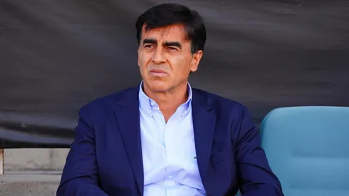 Gustavo Quinteros ya planifica el segundo semestre con Colo Colo.
