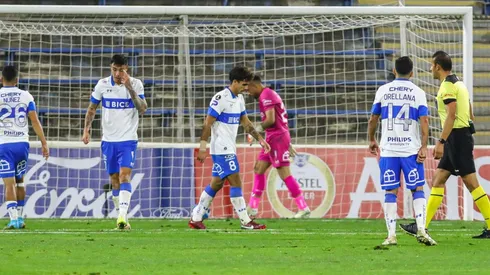 UC se despide con derrota de la Libertadores y obtiene premio de consuelo.