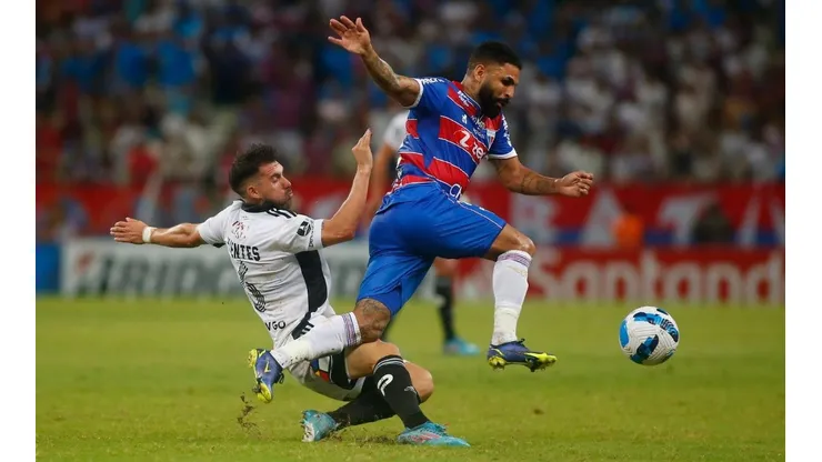 Colo Colo recibe a Fortaleza este miércoles 25 de mayo en el Monumental.