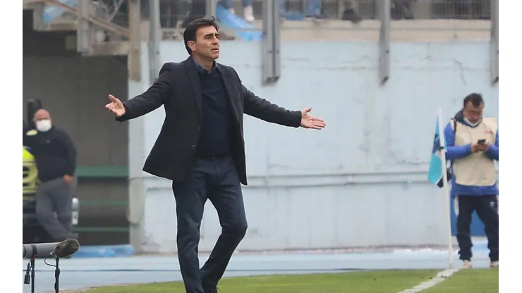 Gustavo Quinteros se indignó por los 'hinchas' que hacen desmanes