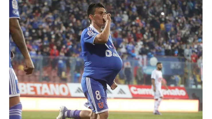 Aránguiz pudo volver a anotar con la camiseta de la U.