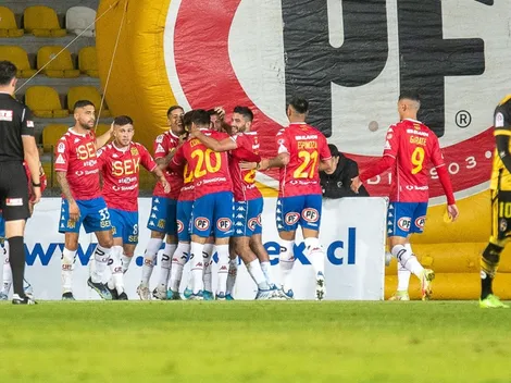 Unión Española golea a Coquimbo Unido y es líder del campeonato