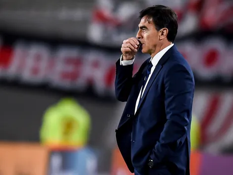 Quinteros se cabrea de La Roja y señala que su mente está en Colo Colo