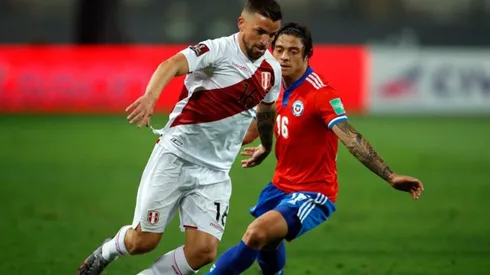 El jugador de los Albos fue convocado por la Selección de Perú
