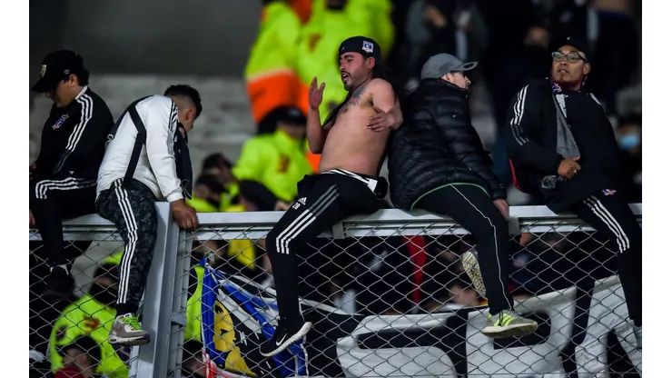 Gustavo Quinteros critica a los hinchas de Colo Colo que provocaron desmanes