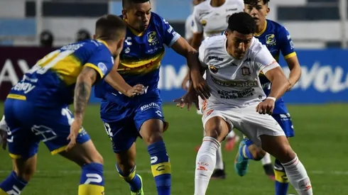 Everton se hizo fuerte en Perú venciendo a Ayacucho