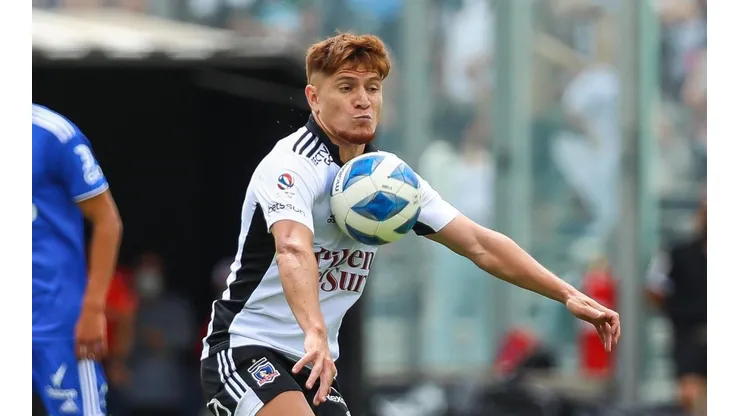 Leonardo Gil tiene contrato con los albos hasta finales del 2024.