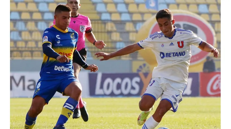 Everton derrotó a la U y estancó a los Azules en la tabla