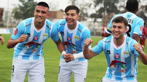 Magallanes es el indiscutido líder de la Primera B.