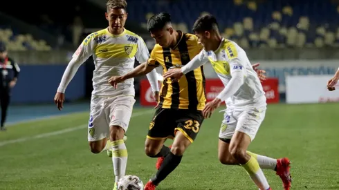 Fernández Vial vs Barnechea