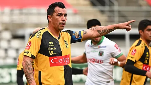 Esteban Paredes enfrentará por primera vez a Colo Colo desde su salida.