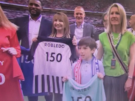 Exfutbolista de Colo Colo fue homenajeado en la final de FA Cup