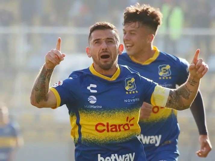 Un golazo de Juan Cuevas adelanta a Everton sobre la U