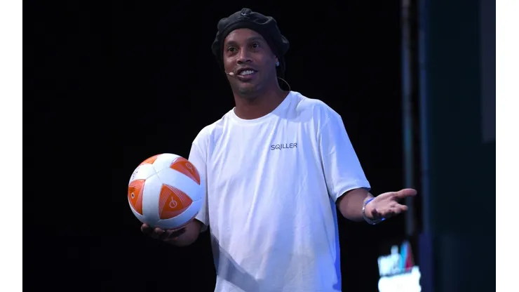Ronaldinho no viene a Chile por suspensión del evento