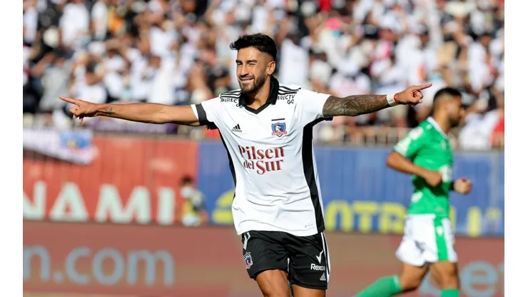 Juan Martín Lucero es el goleador de Colo Colo.