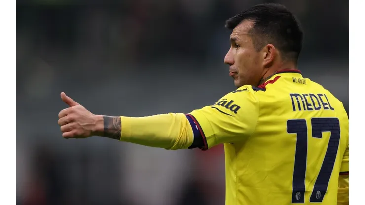 El Bologna anunció la continuidad de Gary Medel por una temporada más