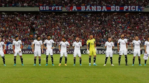 Colo Colo es multado por incumplir el reglamento de la Libertadores.