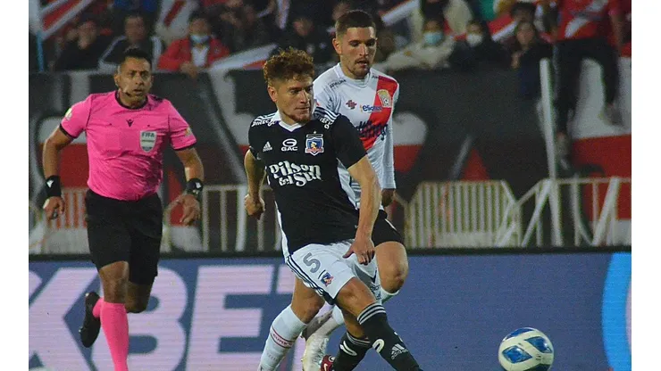 Colo Colo sale cancha este lunes 8 de mayo a las 18:00 para jugar ante Curicó Unido en el estadio La Granja