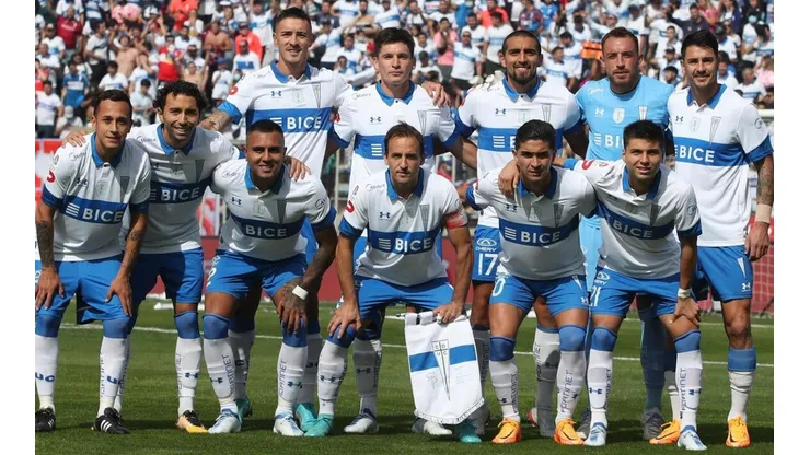 Católica buscará los tres puntos ante Ñublense en Chillán.