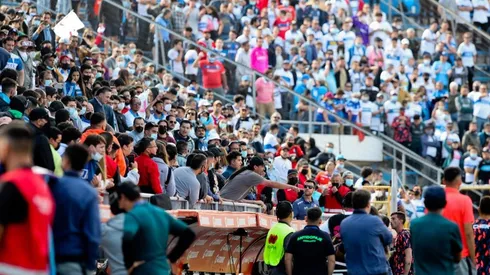 Dos fechas sin público fue el castigo que recibió la UC por los incidentes ante Colo Colo